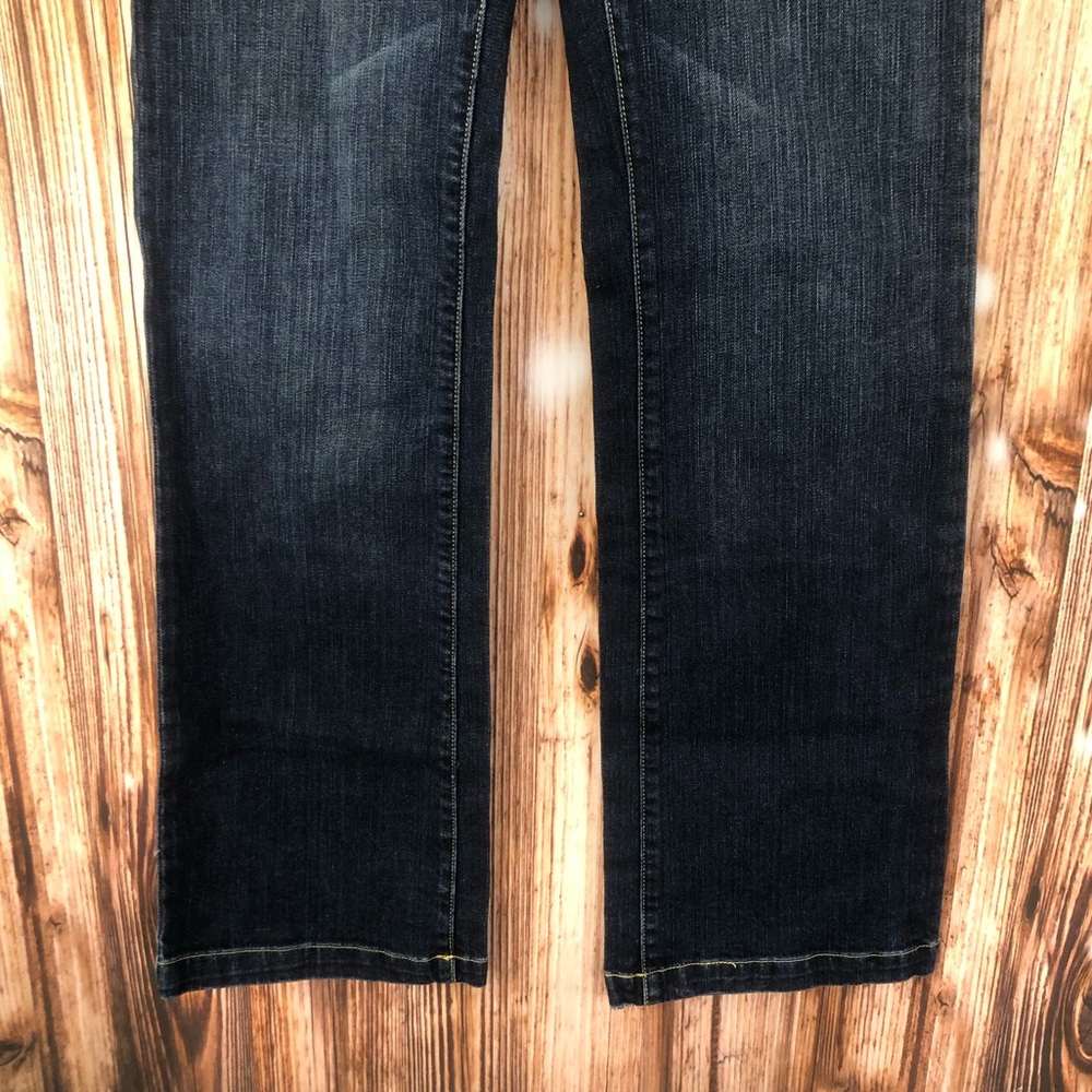 White House Black Market Blanc Dark Wash Embroidered Jeans - Picture 3 of 11